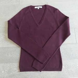 RW&CO Burgundy V-neck Knit Sweater